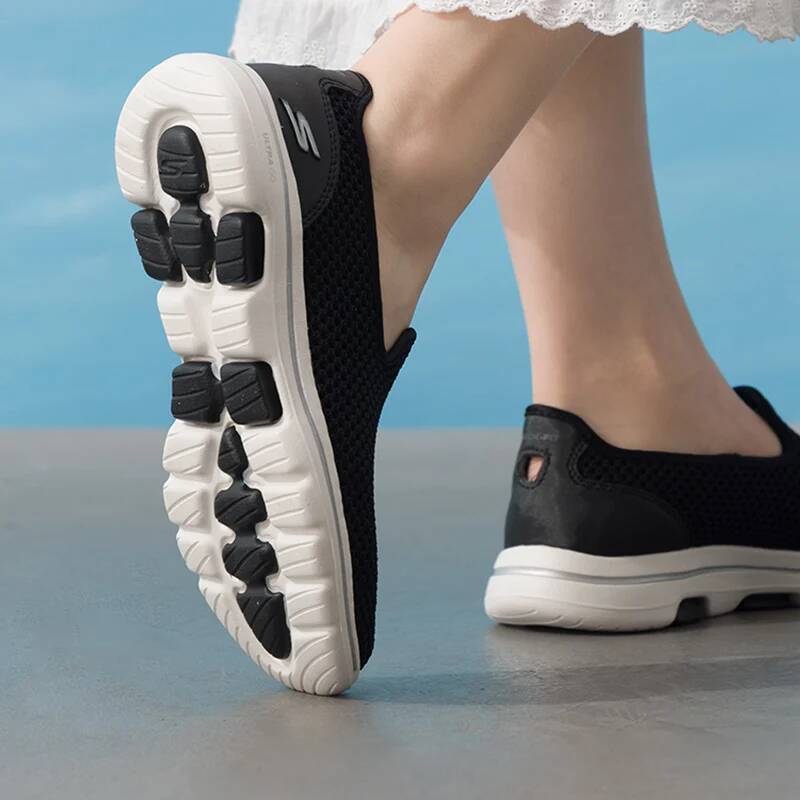 Women Shoes Skechers - Tênis Skechers 124163-Bkw Feminino Go Walk