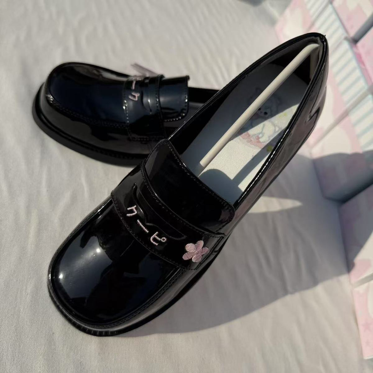 Lindos Sapatos Estilo Japonês  - Women'S Shoes Kitten Heels avaliação e preço
