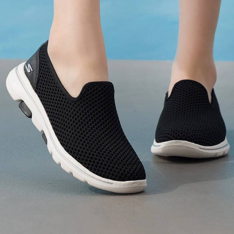 Tênis Skechers 124163-Bkw Femi - Women Shoes Skechers avaliação e preço